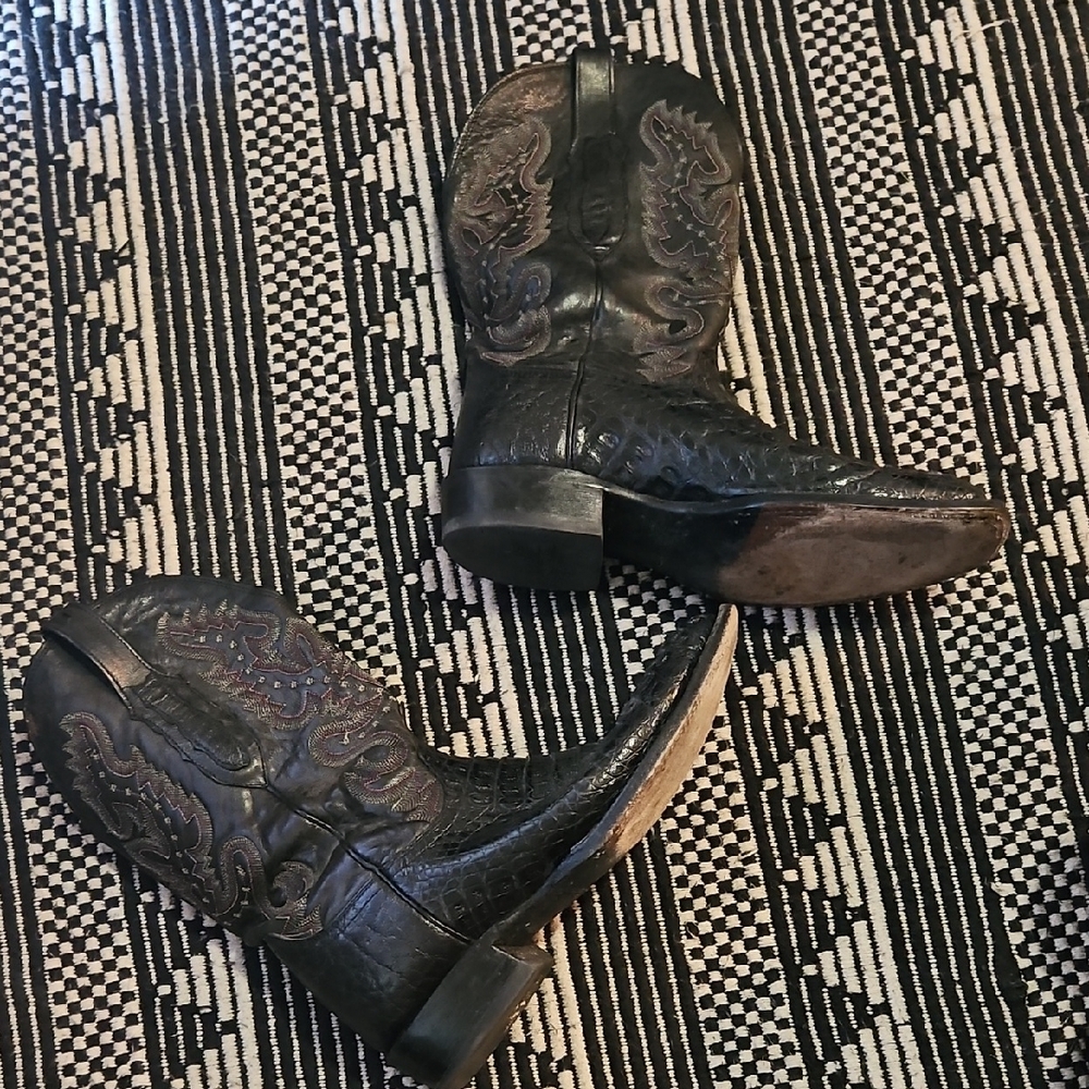 Lucchese Dark Leather Western Boots - Picture 4 of 11